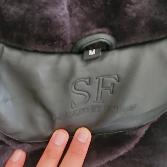 Jacket - Picture 3 of 4